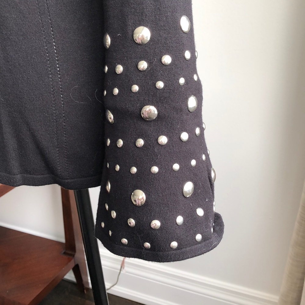 NWOT- INC - Black V neck top $39 - Picture 2 of 4